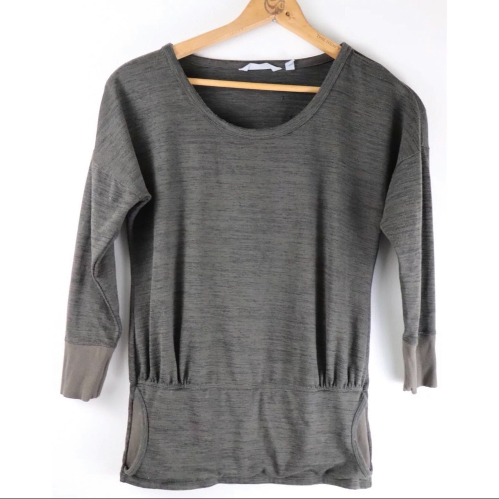 Athleta Long Sleeve Shirt Pockets XS Style 906181